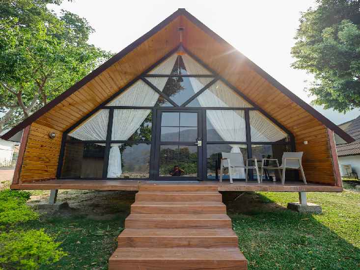 Tarangi Ramganga Resort