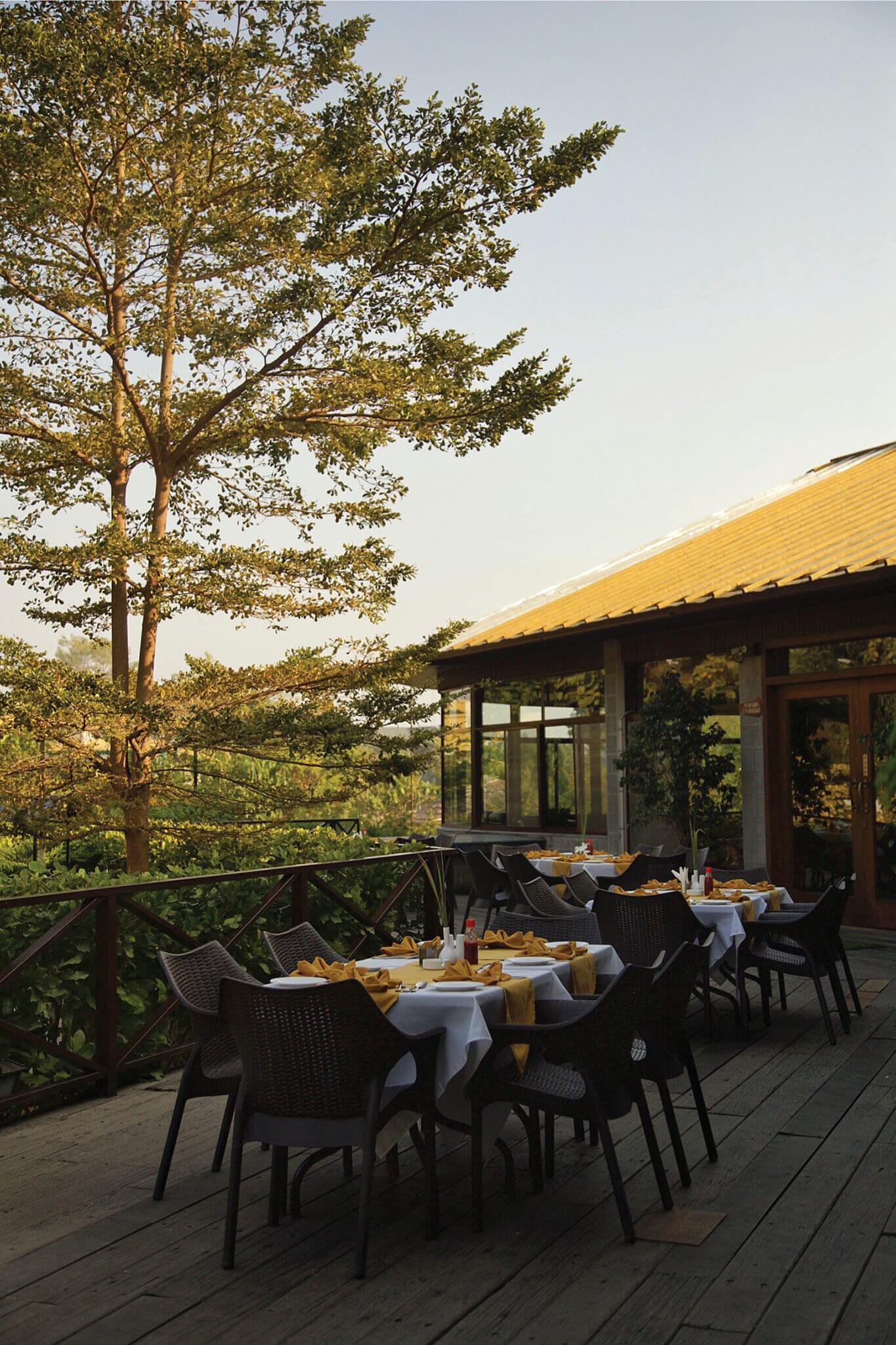 Aahana Resort