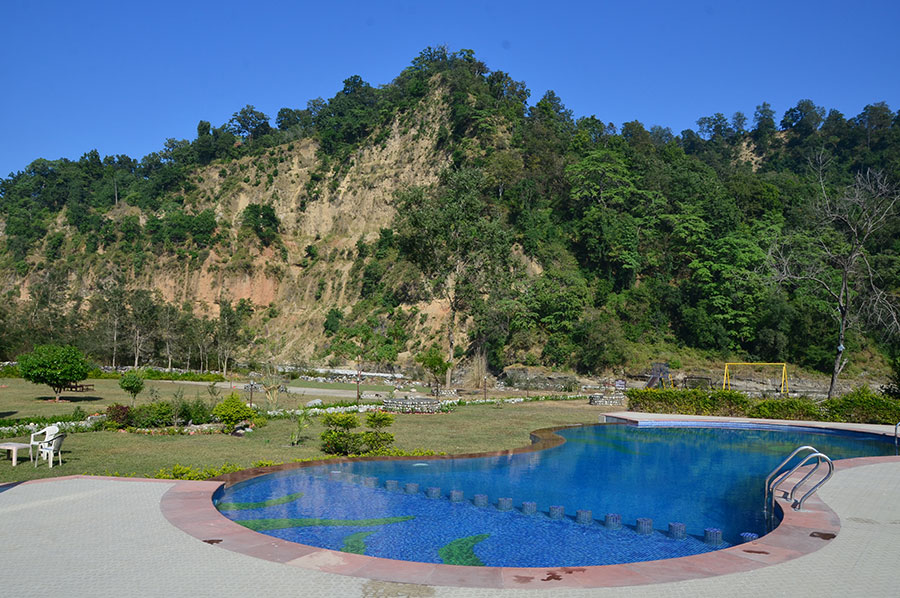 Swiming Pool Pratiksha River Retreat in Dhikuli