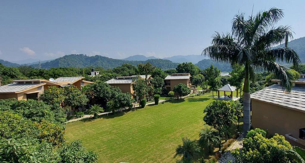 Corbett Aamod Resort and Spa