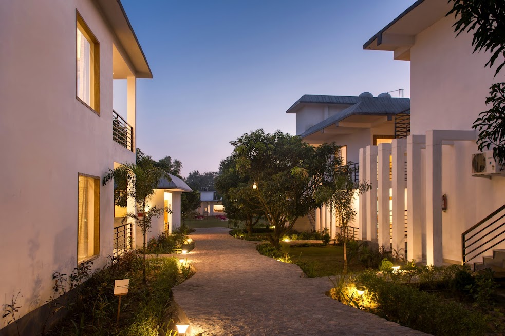 The white oak resort Corbett