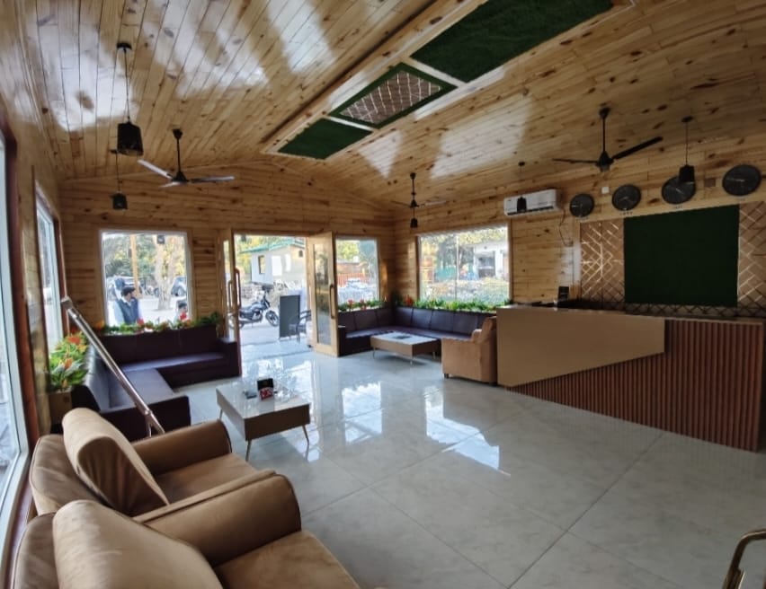 Wonderwood Corbett Resort