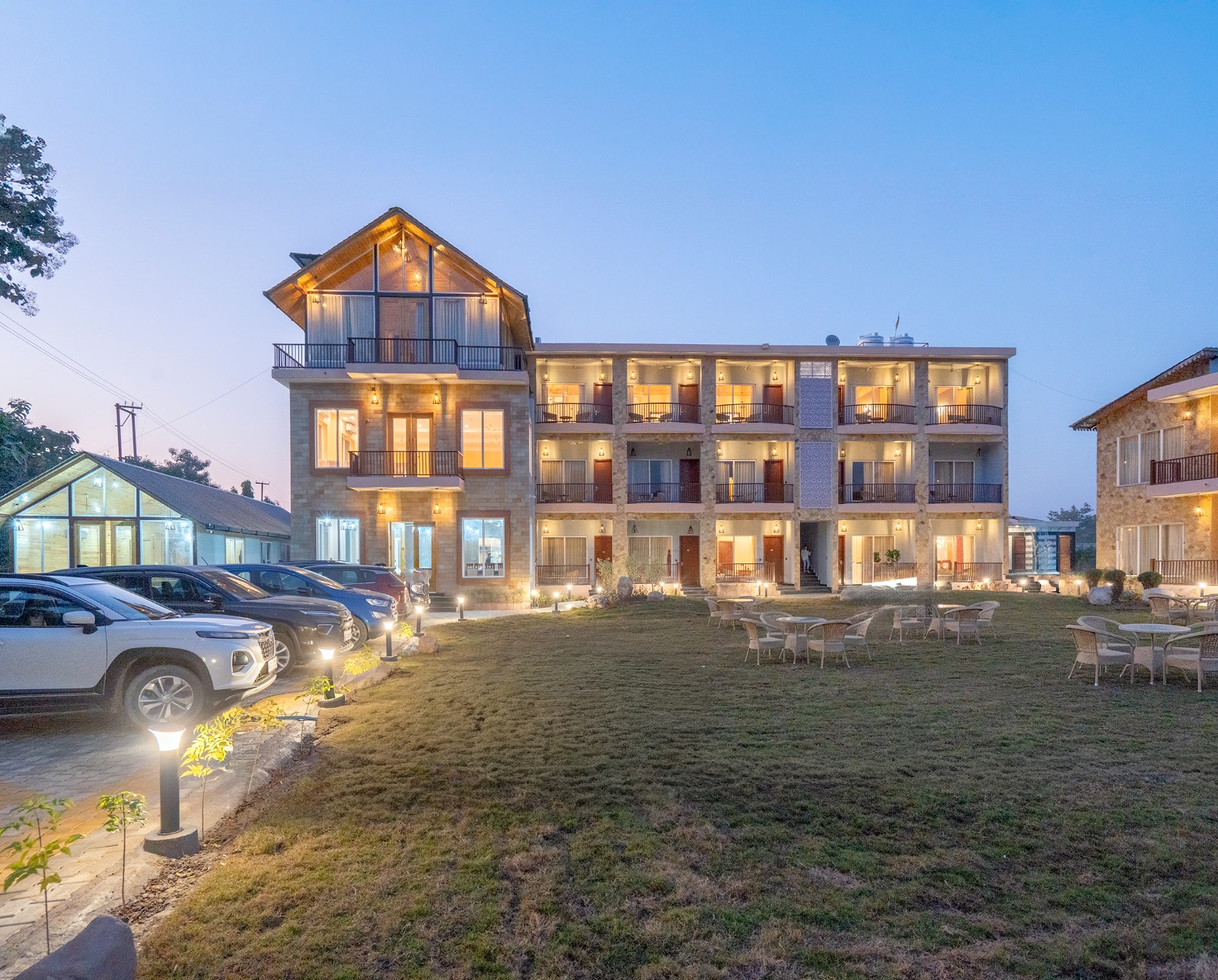 The Lavish Loft Resort Corbett