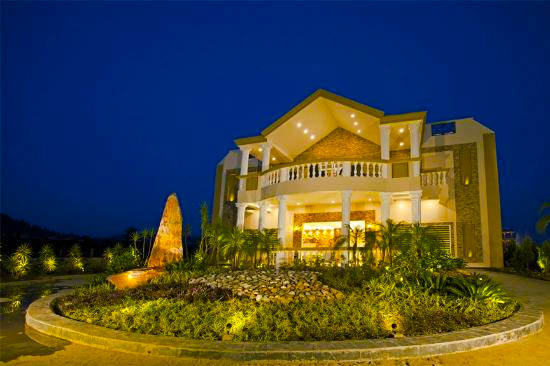 De Coracao Resort By First Halt Corbett 