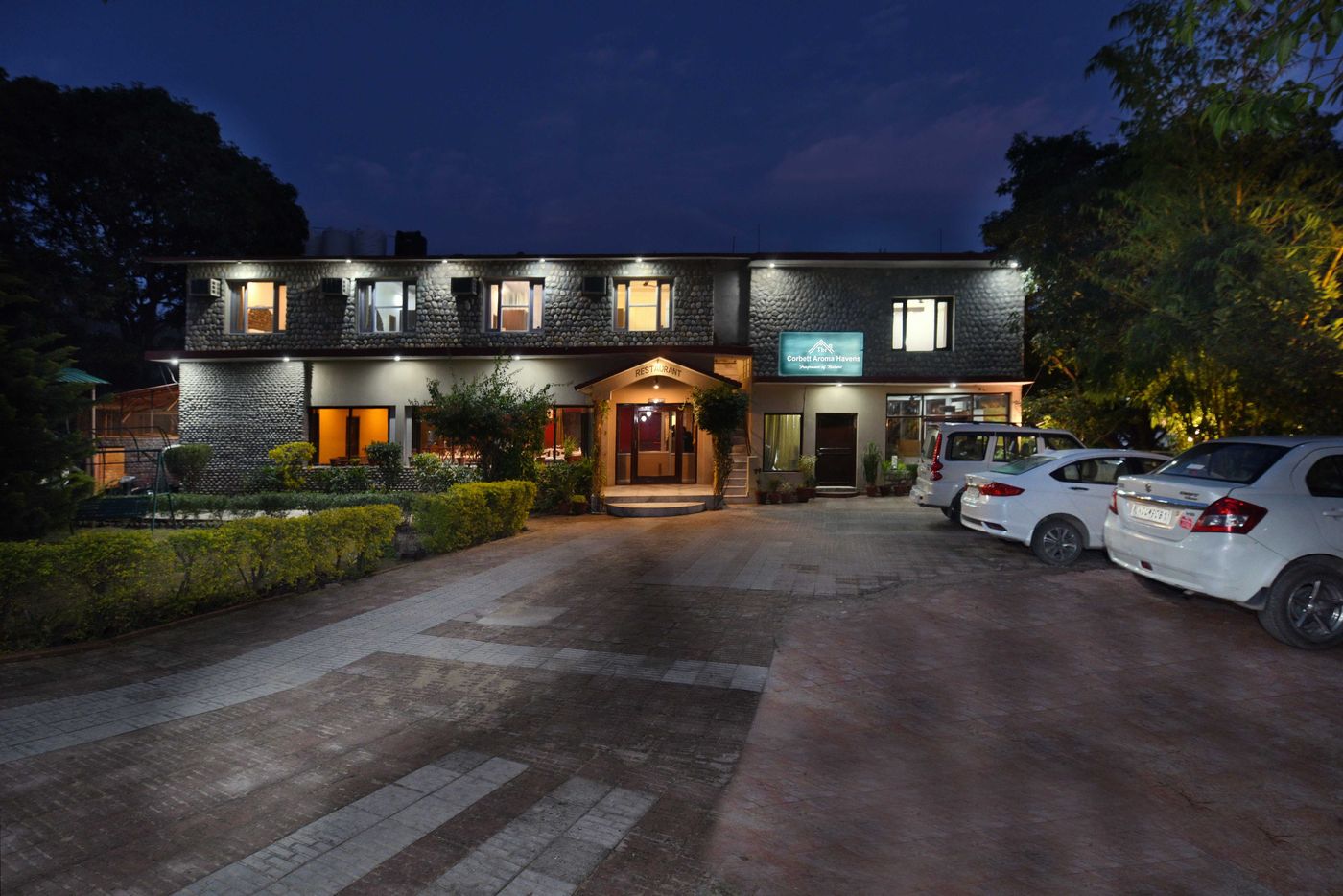 Corbett Aroma Havens Resort