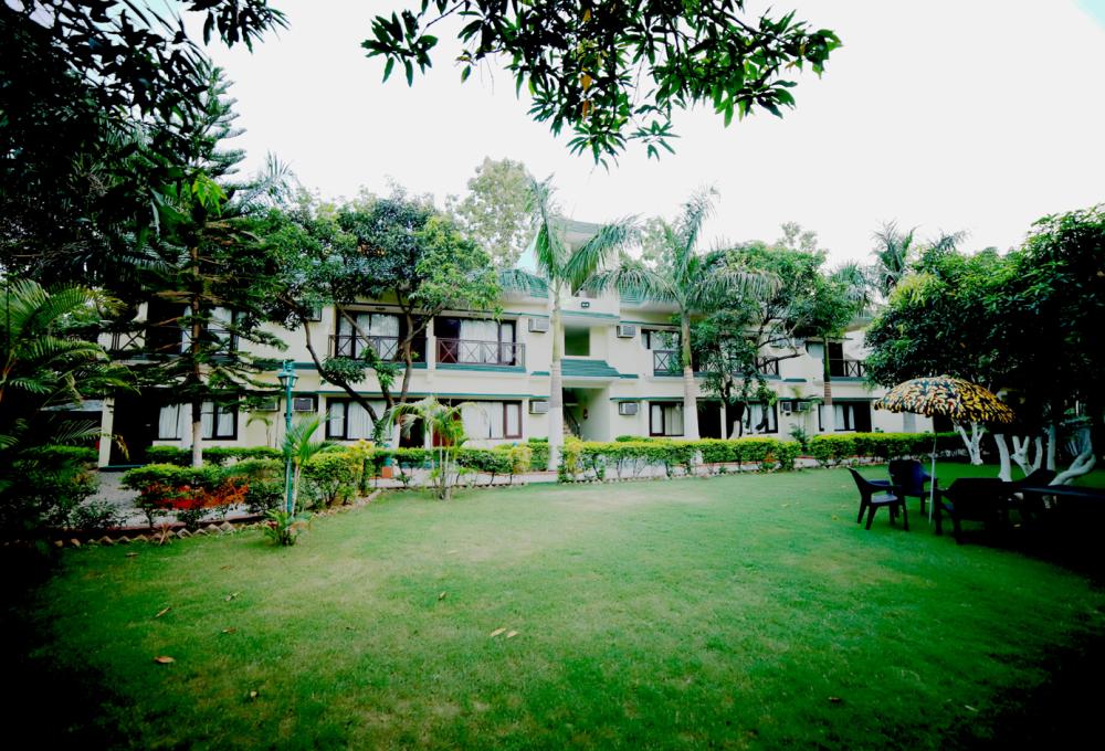 Maya The Forest Resort in Corbett