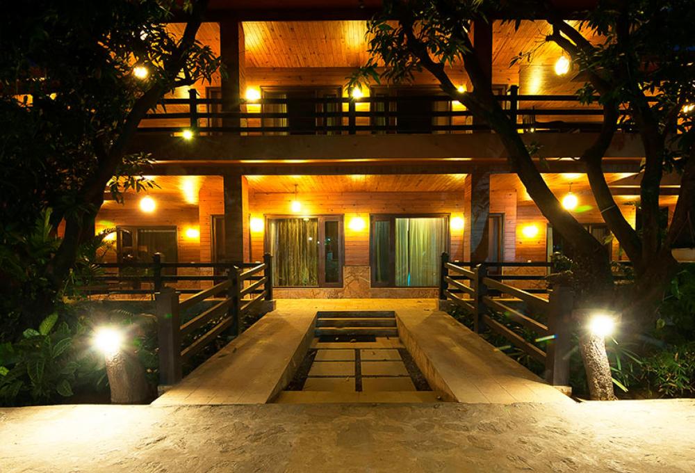 Rega Tuskars Riverside Resorts