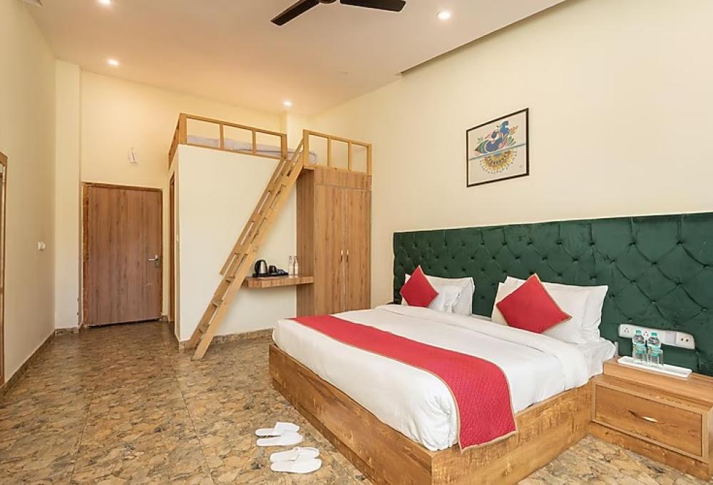 Luxury Resort in Jim Corbett