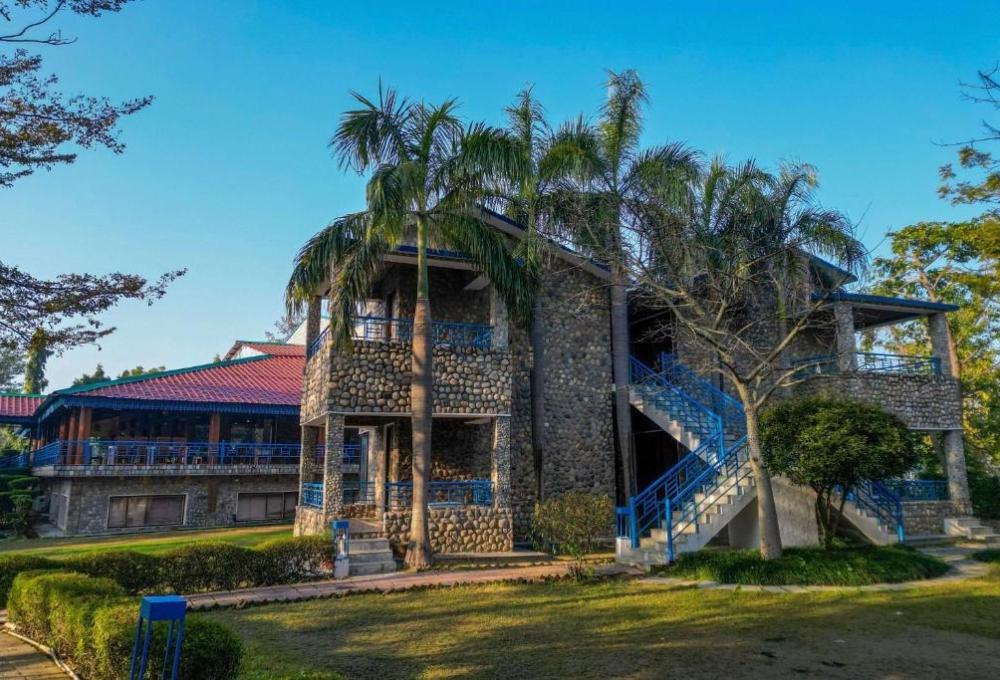 The Roar Resort Corbett