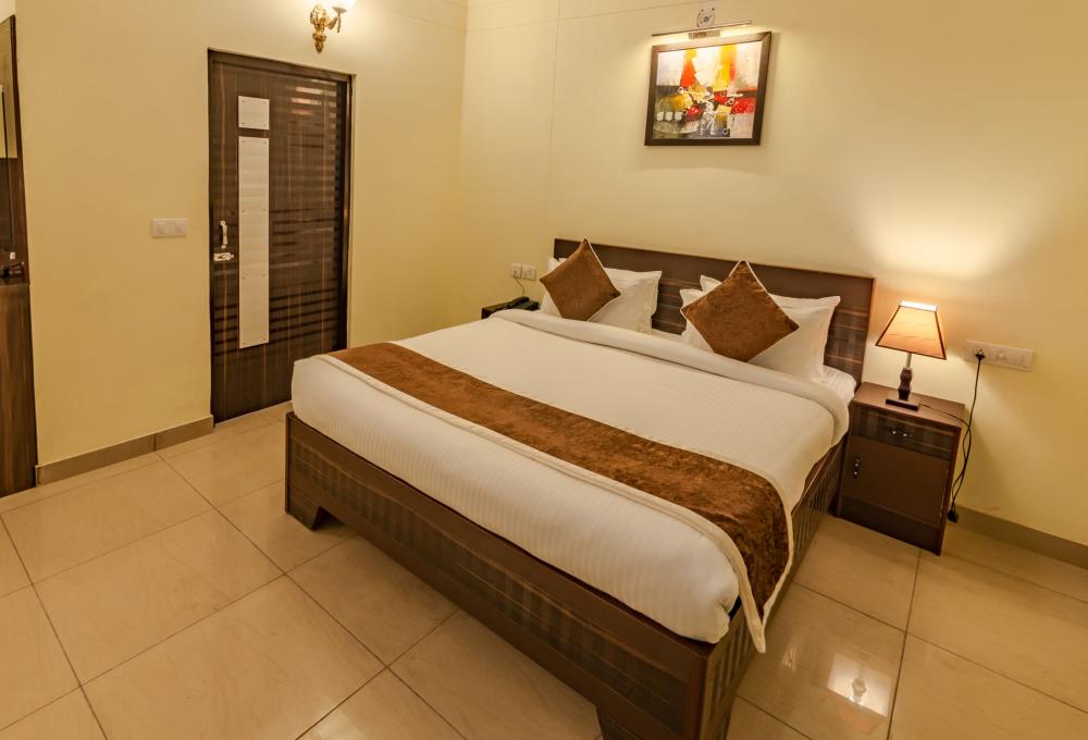 Deluxe Room D Hotel And Resort