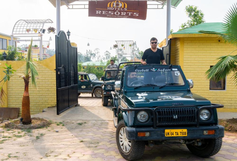 Jeep Safari D Hotel And Resort in jim Corbett