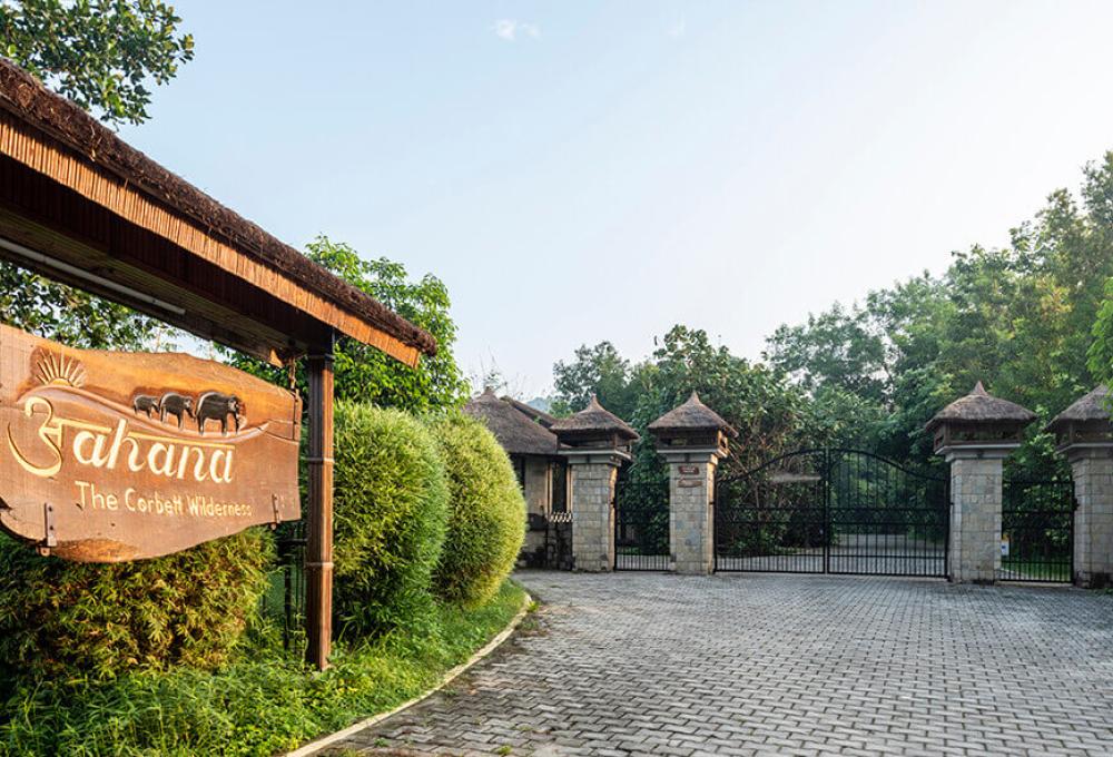Aahana Resort