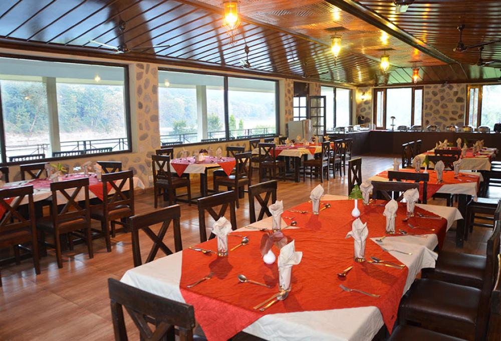 Restaurant Pratiksha River Retreat corbett