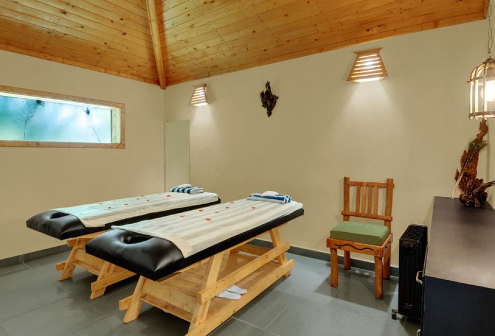 Tarangi Koshi resort cobett