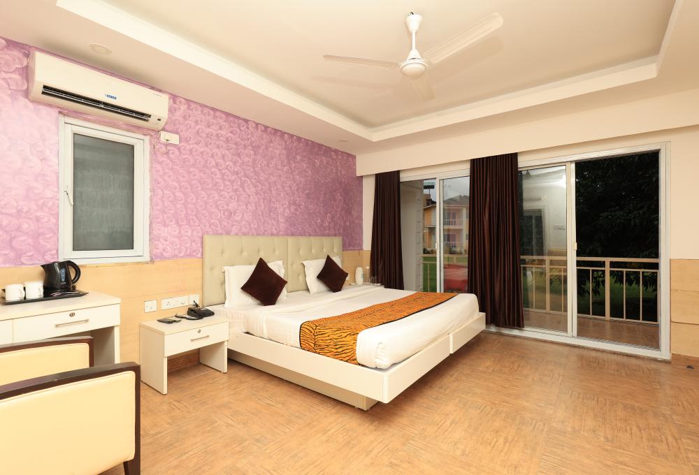 Limewood Resort In Jim Corbett