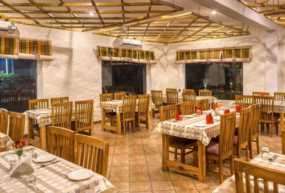 Best river side resort in corbett