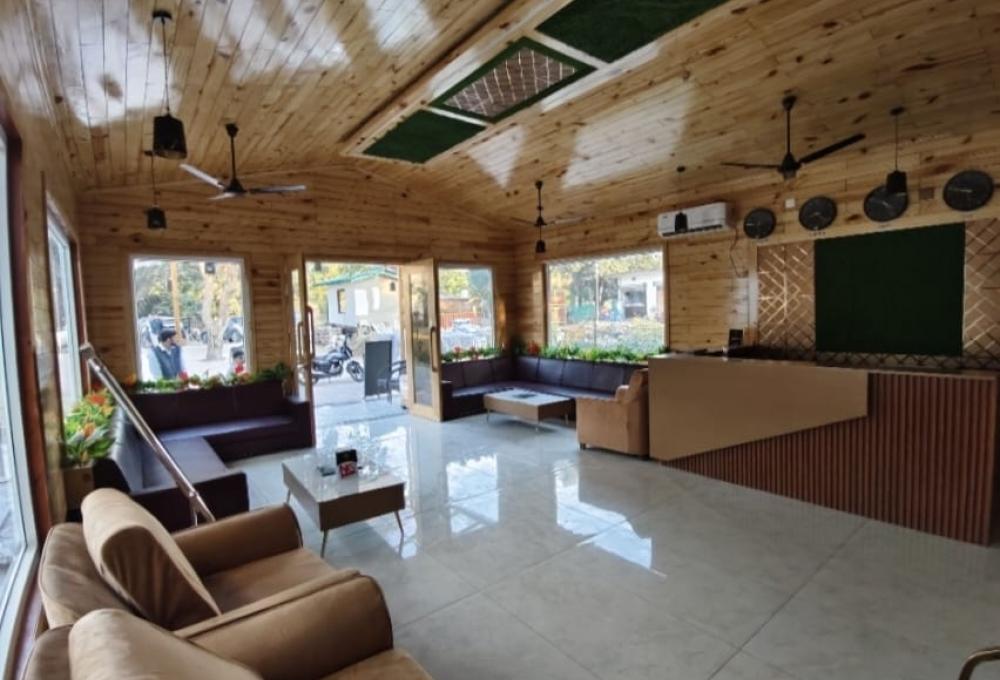 Wonderwood Corbett Resort