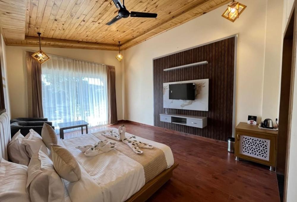 Wonderwood Corbett Resort