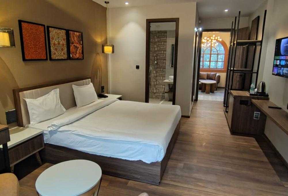 Hotel Ensober near Kainchi Dham temple