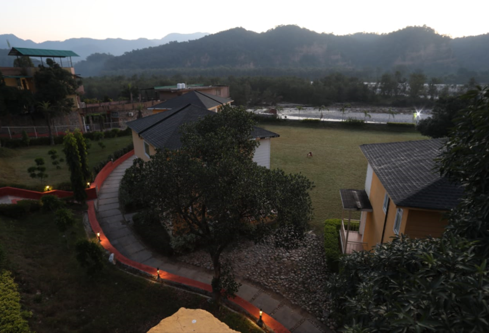 Lemonwood Riverside Resort