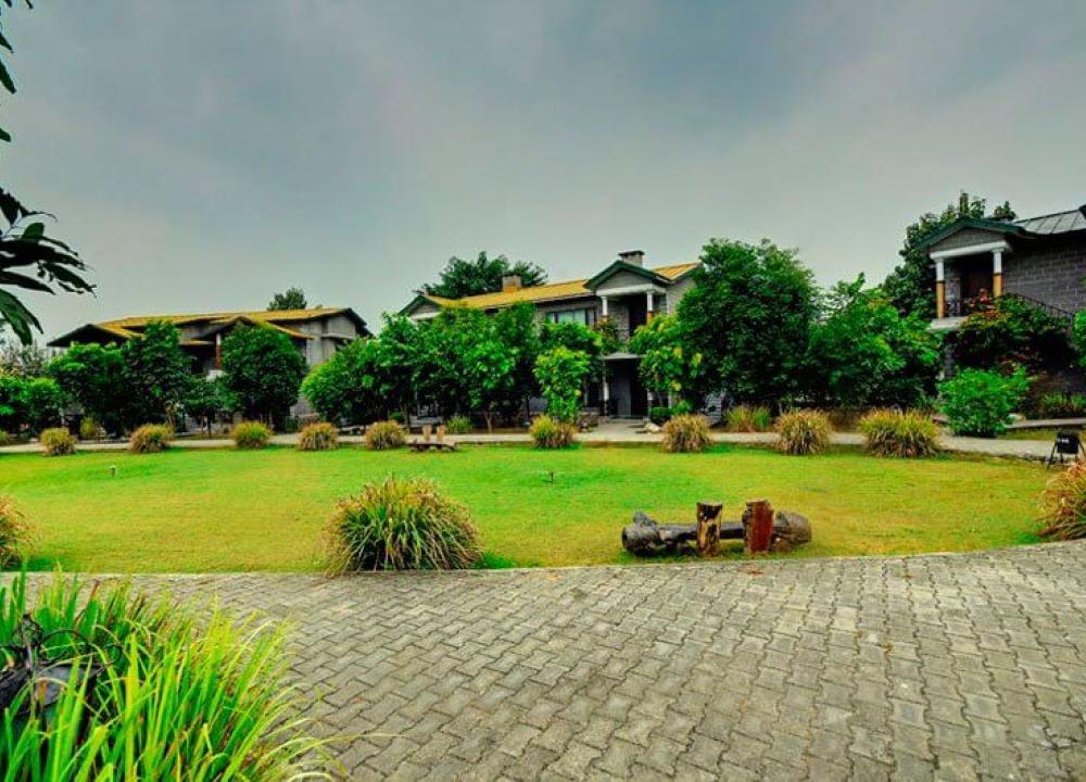 5 Star Resorts in Corbett