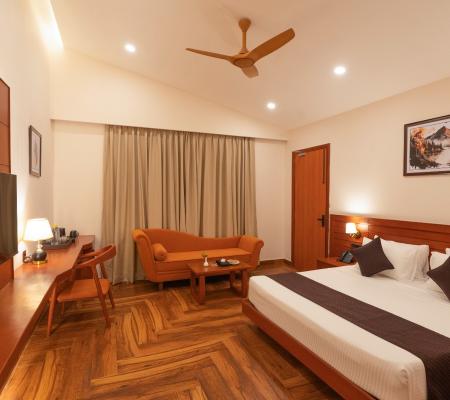 Premium Room (Garden View + Jacuzzi)