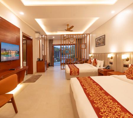 Family Suite - Swimming Pool View