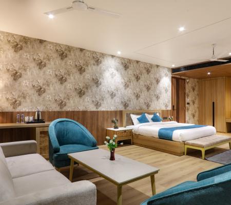 Suite Room With (Jacuzzi)