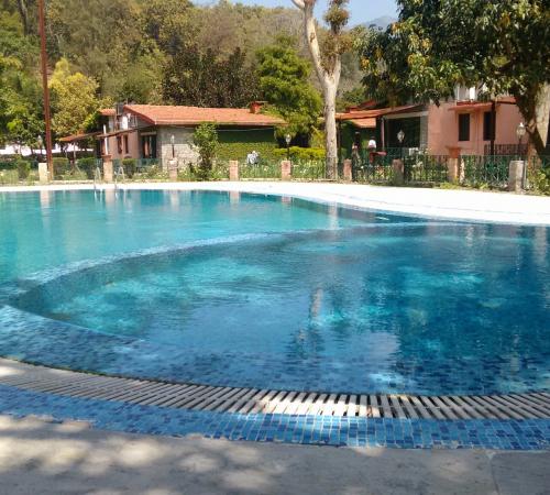 Corbett Roop Resort