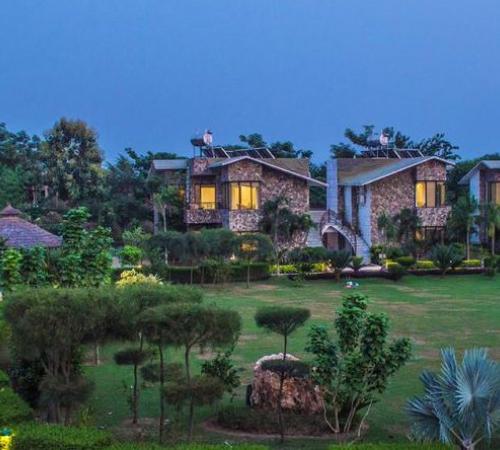 Bento The Roar Resort Corbett