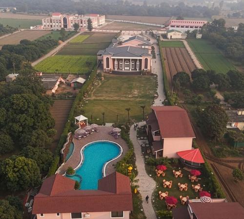 The Corbett Sapphire Resort & Spa