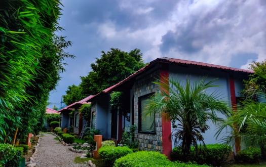 Corbett Machaan Resort