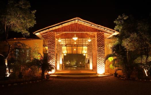 Acorn Hideaway Resort & Spa