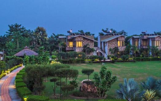 Bento The Roar Resort Corbett
