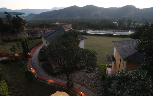 Lemonwood Riverside Resort