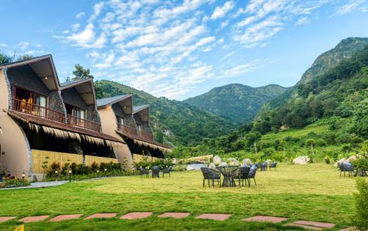 Corbett Vanvaas Resort